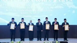 Bupati Demak Terima Satyalancana Wira Karya dari Presiden Prabowo