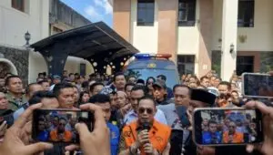 Sudewo Pesan ke Plt Bupati Pati, Minta Program Beasiswa Jangan Mandek