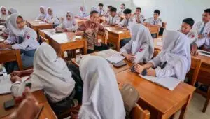 Demi Pemerataan Pendidikan, Ahmad Luthfi Resmikan SMA di Lereng Gunung Merapi Klaten