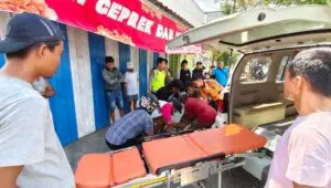 Polisi-Tim Medis Evakuasi ODGJ Resahkan Warga di Desa Bumimulyo Pati