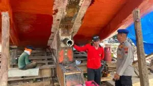 Satpolairud Polresta Pati Intensifkan SI POLA CEKAL, Cegah Kebakaran Kapal di Pelabuhan