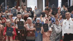 261 Lansia Magelang Utara Diwisuda, Bukti Semangat Belajar Tak Mengenal Usia