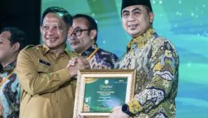 Jateng Sabet 6 Penghargaan Syariah, Gus Yasin Genjot Kawasan Industri Halal