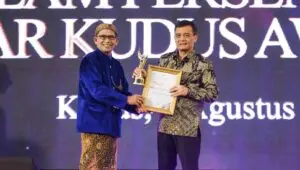 Gubernur Ahmad Luthfi Raih Special Achievement Award