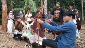 Dolanan di Desa Kandri Jadi Cara Kafilah MTQ Nasional Lepas Penat Usai Lomba