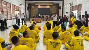 Ditressiber Polda Jateng Limpahkan 38 Tersangka Kasus Pig Butchering ke JPU Kejari Sukoharjo