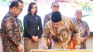 Prambanan hingga Borobudur Jadi Ruang Ibadah, Taj Yasin Ungkap Potensi Besar Wisata Religi