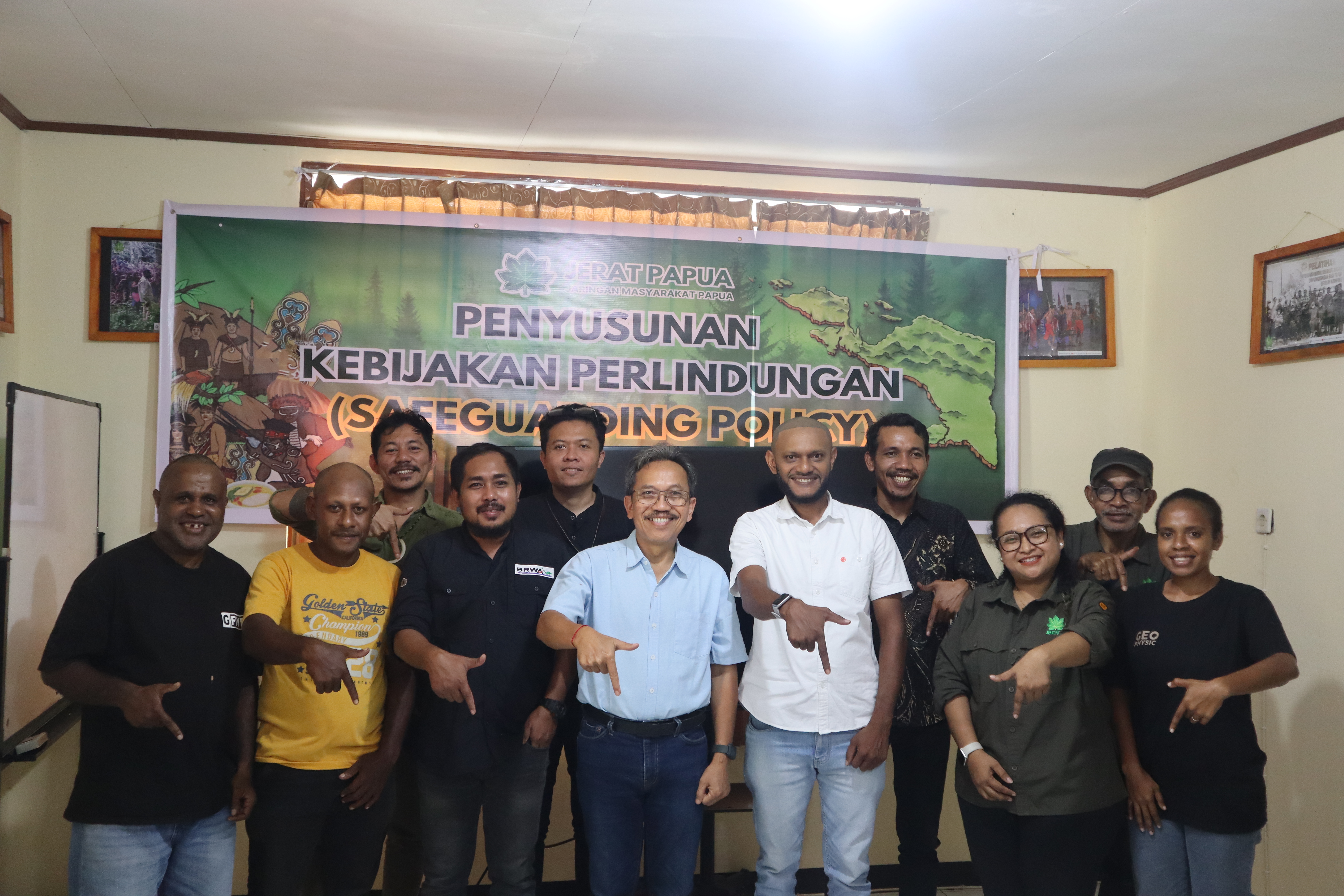 JERAT Papua dan BRWA Jalin Kerja Sama Strategis untuk Akselerasi Pengakuan Wilayah Adat se-Tanah Papua