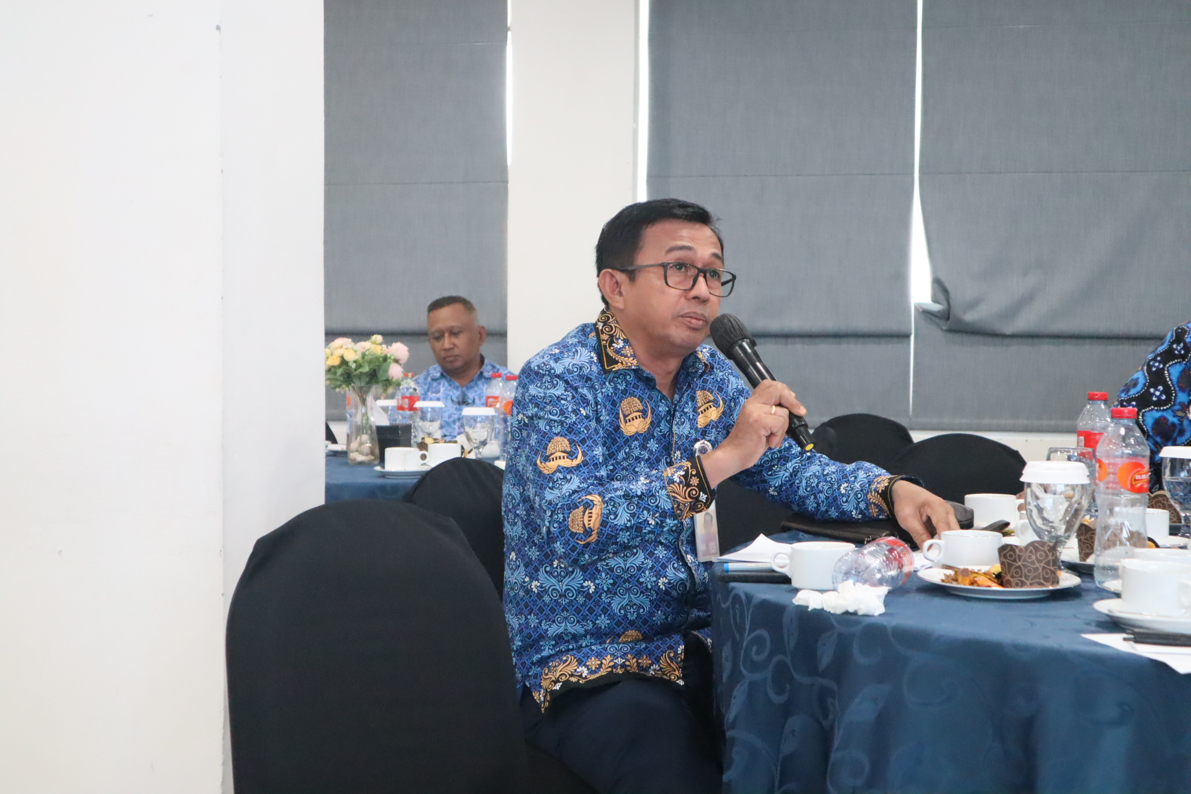 Partisipasi aktif dari para perwakilan Organisasi Perangkat Daerah (OPD) dalam menyampaikan pandangan, masukan, dan rekomendasi terkait penguatan pangan lokal serta mitigasi perubahan iklim di Papua Barat Daya.