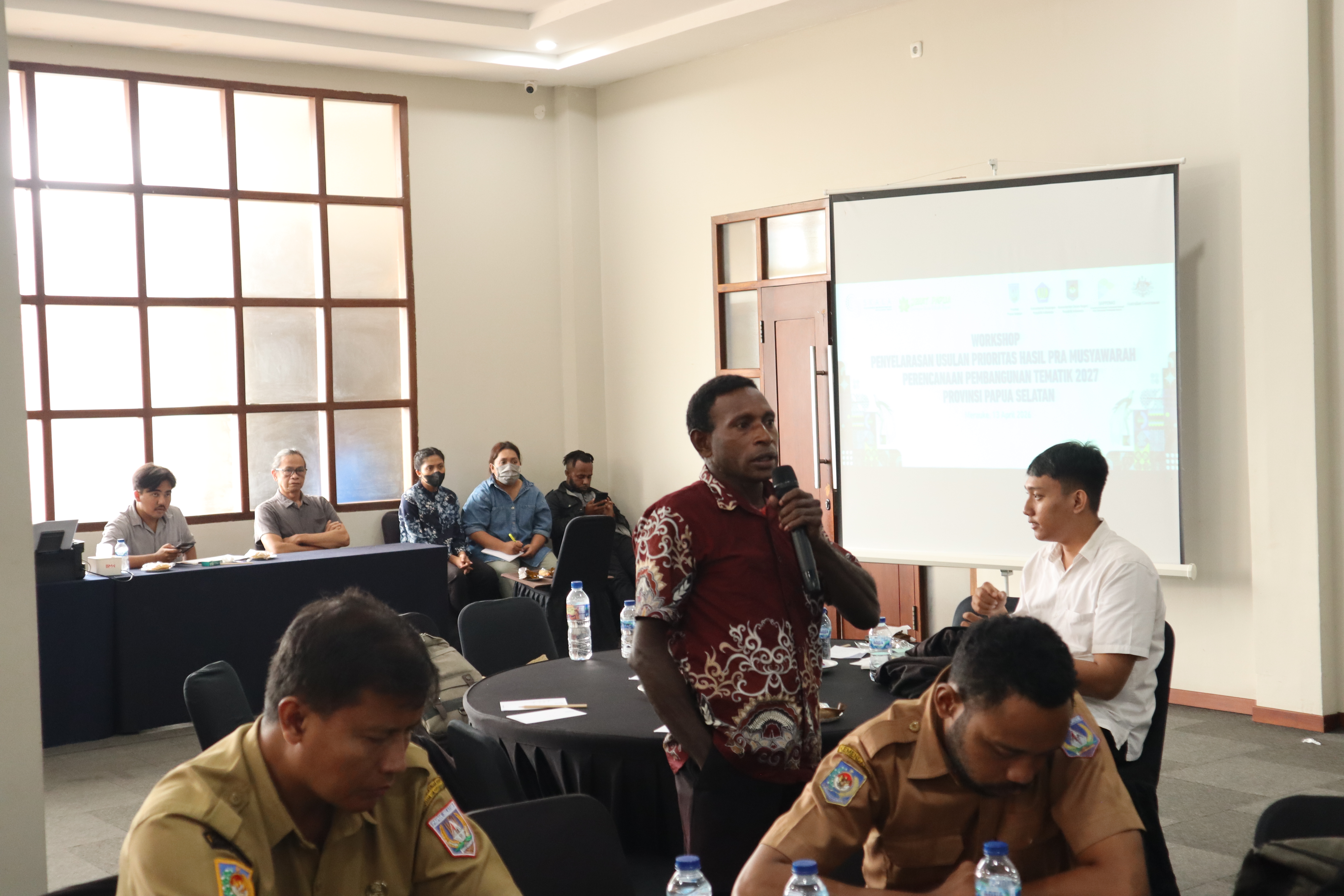 Sesi tanya jawab peserta.