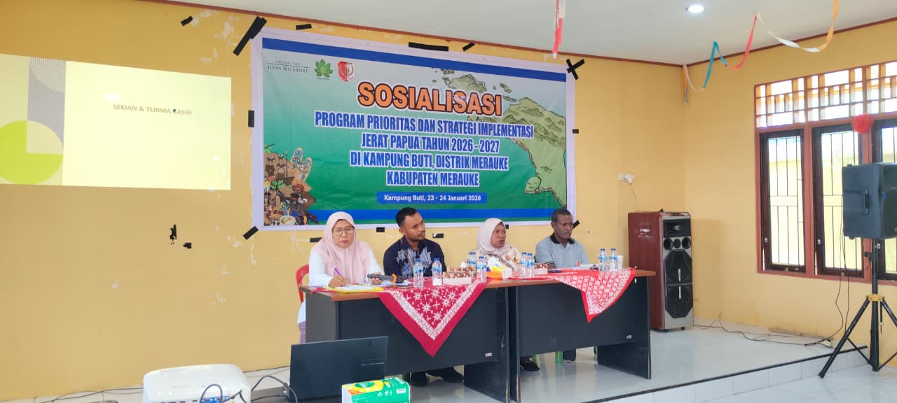 Suasana pembukaan Sosialisasi Program Prioritas dan Strategi Implementasi JERAT Papua Tahun 2026–2027 di Kampung Buti sebagai langkah awal memperkuat kolaborasi dan menyelaraskan program pendampingan dengan kebutuhan masyarakat adat serta prioritas pembangunan kampung.