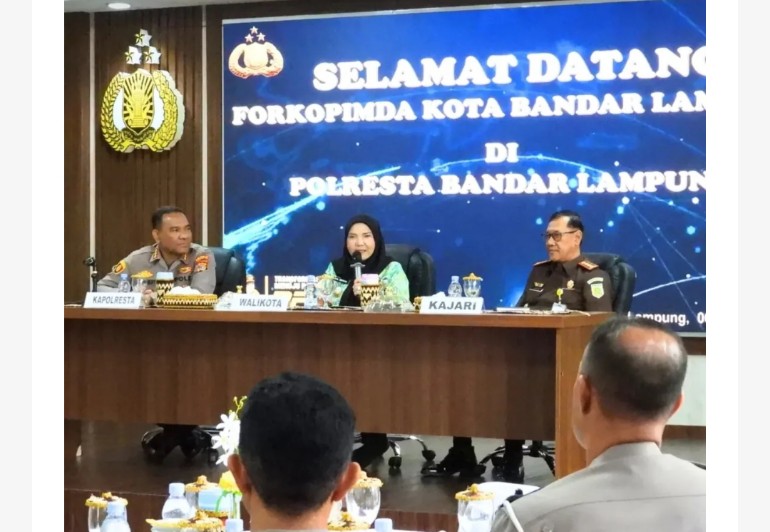 Wali Kota Eva dan Kajari Kunjungi Polresta Bandar Lampung