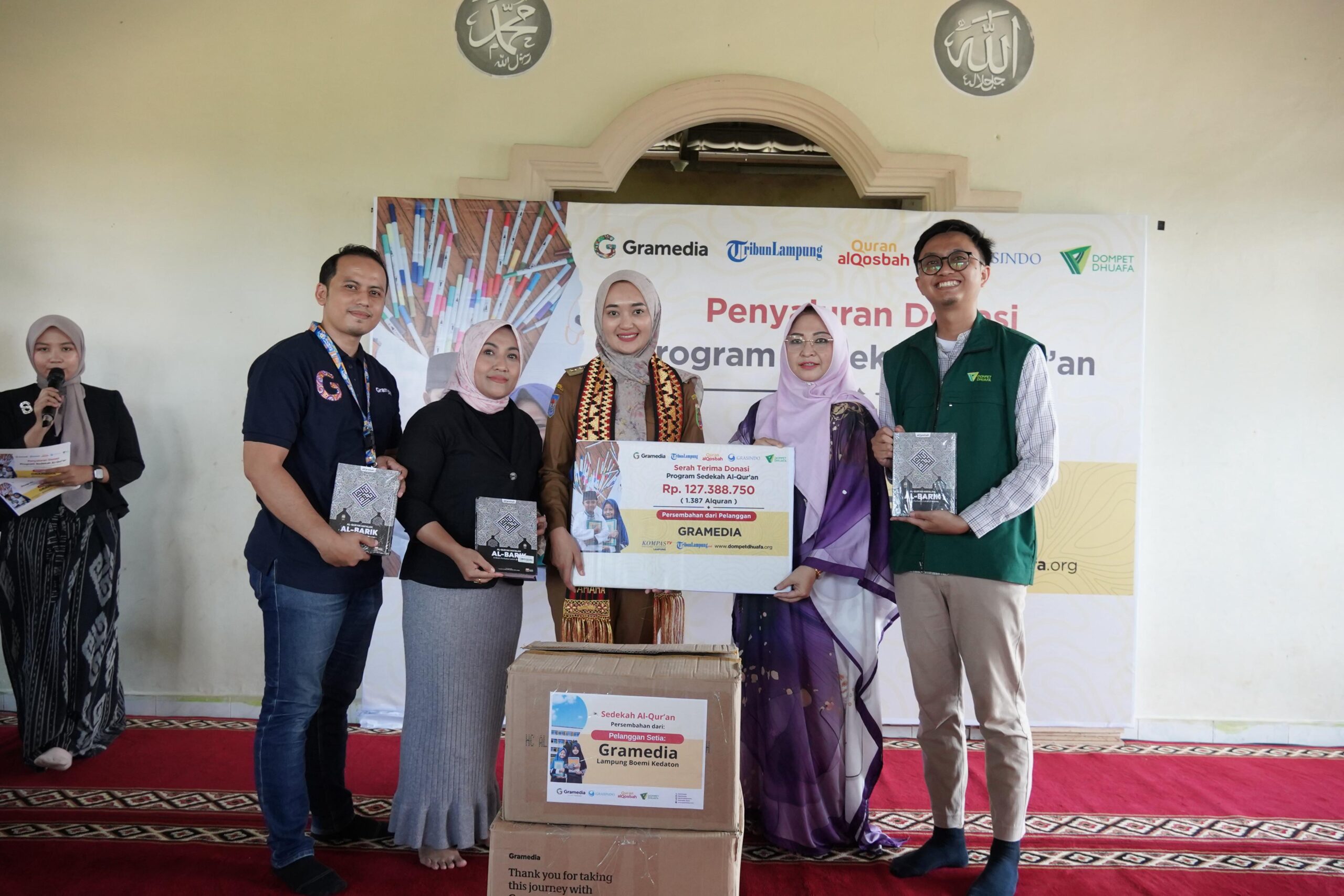 Pemprov Lampung Apresiasi Kolaborasi Amal, Ribuan Mushaf Al-Qur’an Disalurkan untuk Umat