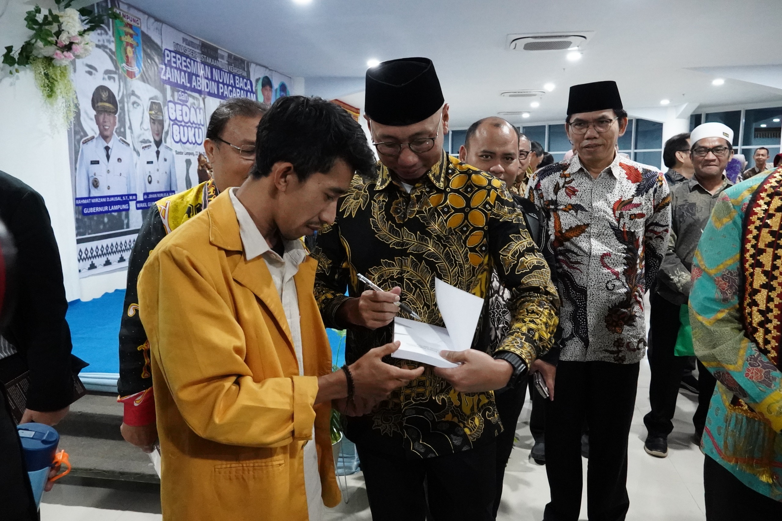 Gedung Perpustakaan Daerah Lampung Resmi Bernama Zainal Abidin Pagaralam