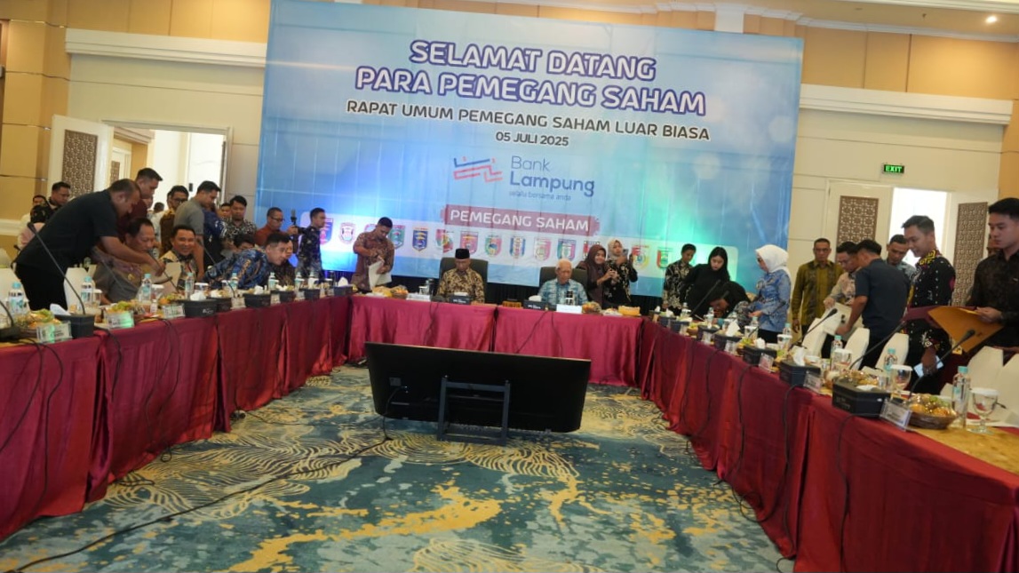 M Firsada Rangkap Jabat Komisaris Utama Bank Lampung?