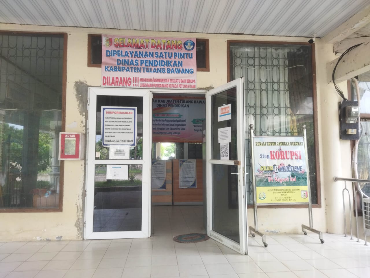 Diduga Lakukan Pungutan, Kepsek SMPN 1 Gedungaji Dipanggil Disdik Tulang Bawang