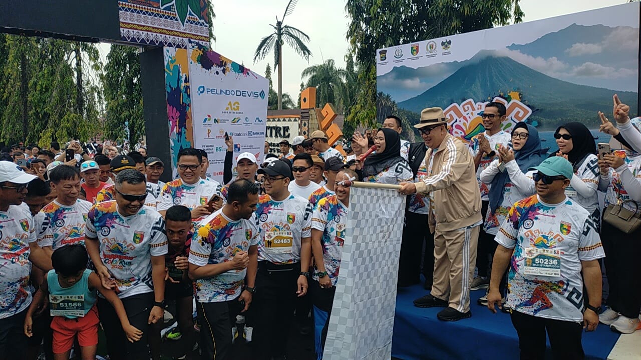 Tanggamus Colour Run 2025 Meriah, Bupati Saleh Asnawi Dorong Semangat Olahraga dan Ekonomi Kerakyatan