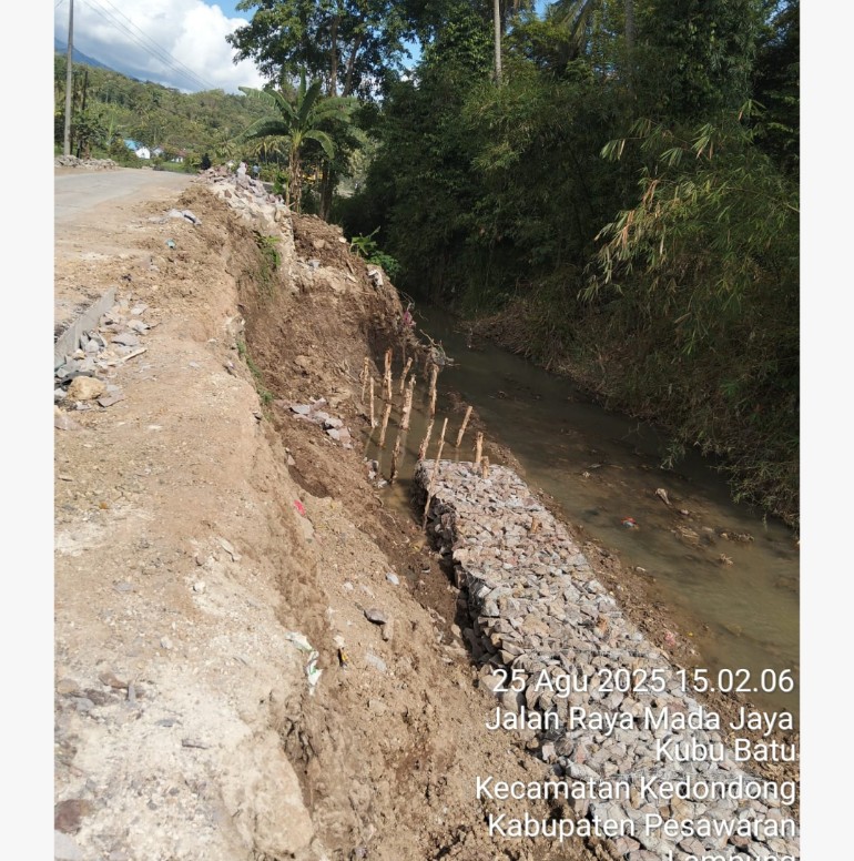 G-MAKI Apresiasi DPRD, Proyek TPT Ambrol di Way Khilau Mulai Diperbaiki