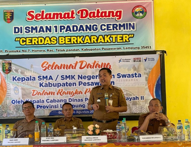 Kadisdik Lampung Ingatkan Kepala SMA/SMK jadi Penggerak Pendidikan Bukan Sekadar Urus Administrasi