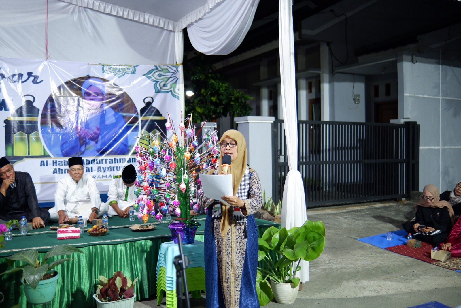 Puisi “Muhammad Rosulullah” Meriahkan Acara Maulid Nabi di Masjid al Hikmah Korpri
