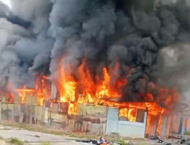 Kios Baju Bekas di Sepangjaya Ludes Terbakar, Warga Sempat Panik