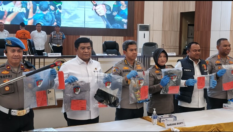 Polda Lampung Tetapkan FJ Tersangka Kasus Bom Molotov Saat Demo