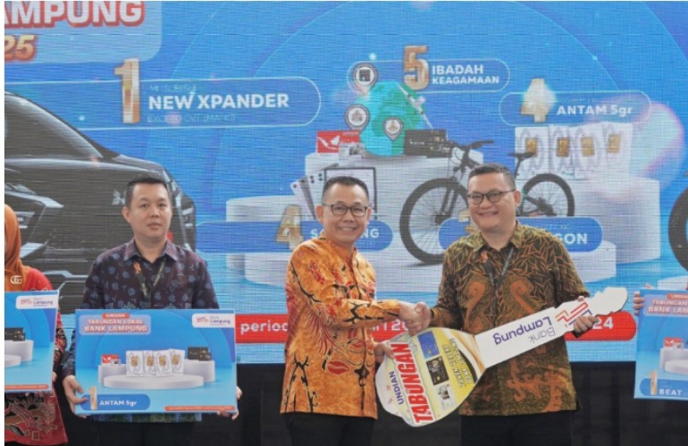 Nasabah Bank Lampung KCP Teluk Betung Selatan Raih Mobil Xpander Undian Tabungan Lokal Bank Lampung