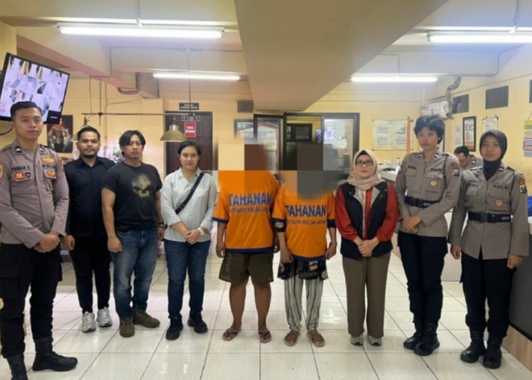 Bocah 7 Tahun Disiksa Ibu Kandung dan Pacar Lesbian, Terungkap ‘Ayah Juna’ itu Ternyata Wanita