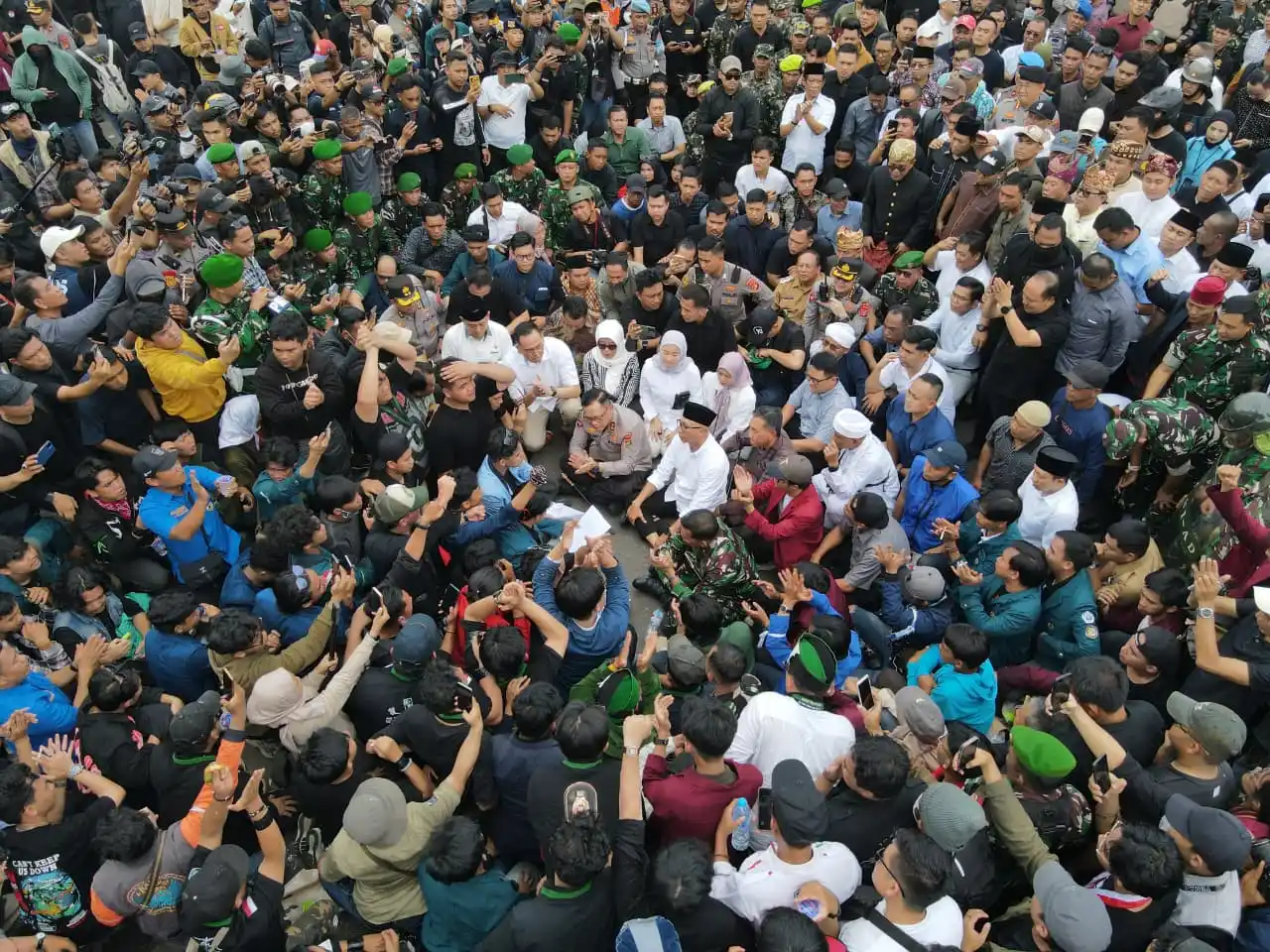 Kolaborasi Forkopimda Bersama Tokoh Dan Elemen Masyarakat Lahirkan Unjukrasa Damai di Lampung