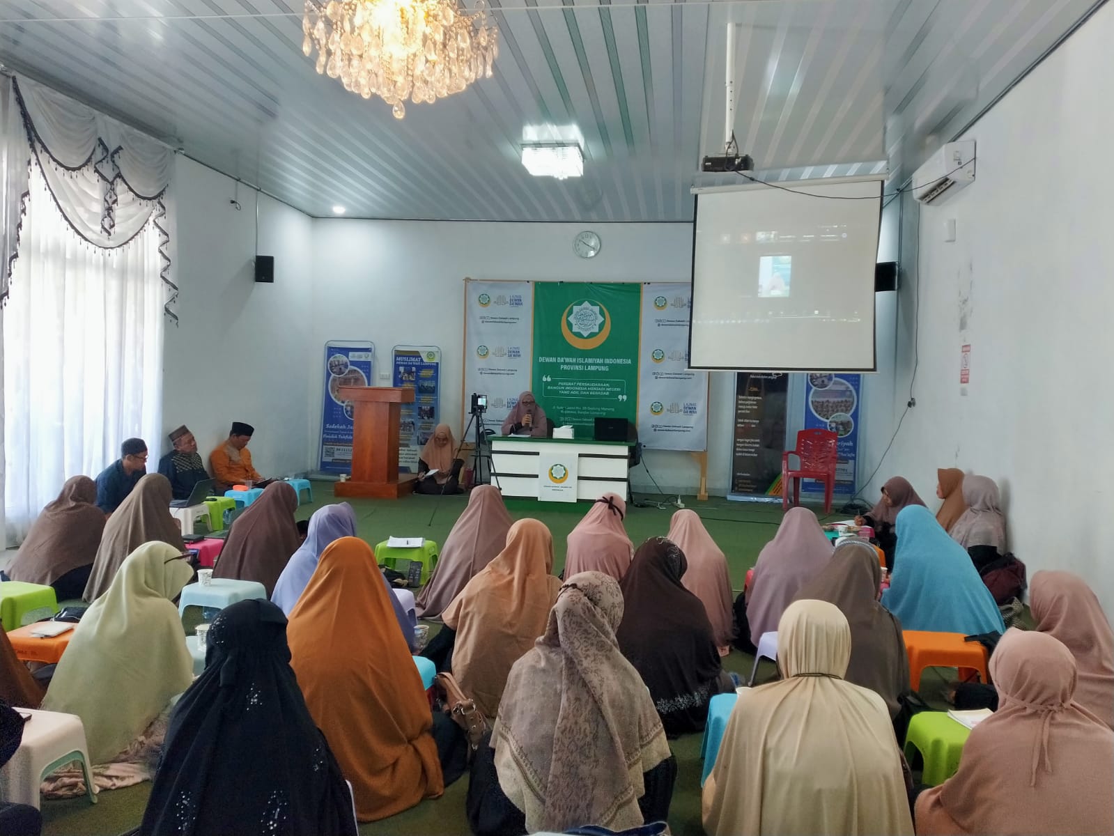 Sri Seneng Kembali Pimpin Muslimat Dewan Da’wah Lampung, Targetkan 1.000 tholibah dan 100 Ustadzah Mumpuni
