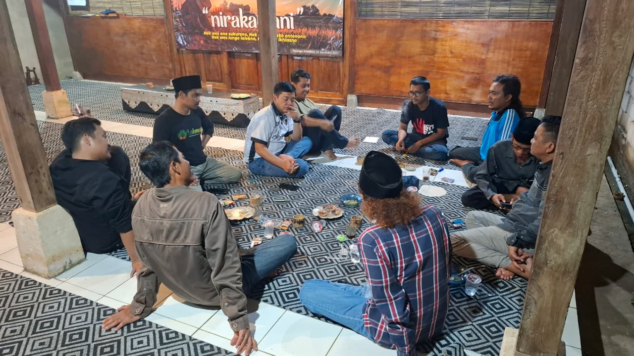 Saluran Irigasi 15 Tahun Tak Berfungsi, Warga Bayan Purworejo Gelar Aksi Protes