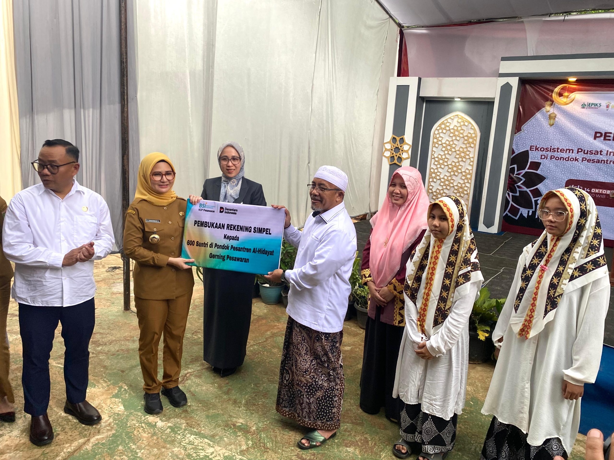 Sinergi OJK dan Pemkab Pesawaran Bangun Ekosistem Keuangan Syariah di Pondok Pesantren