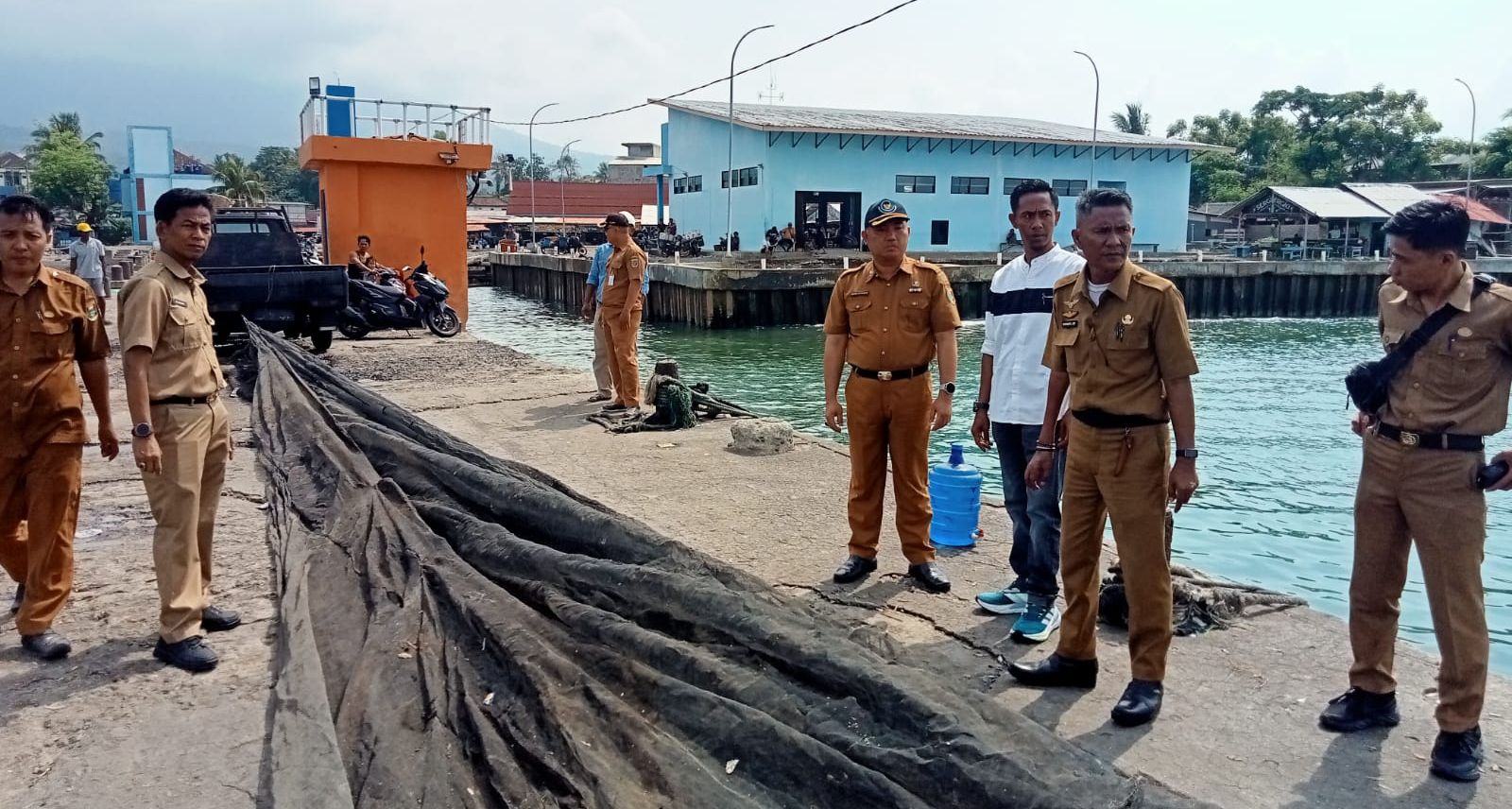 Dinas Perikanan Tanggamus Tertibkan Aktivitas Semrawut di Dermaga TPI Teluk Semaka