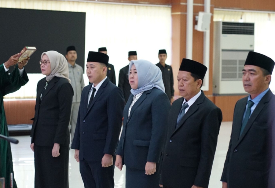 Rotasi Jabatan: Veni Definitif Kadis Kominfo Balam, Zulkifli Naik Kasta jadi Kepala BKD