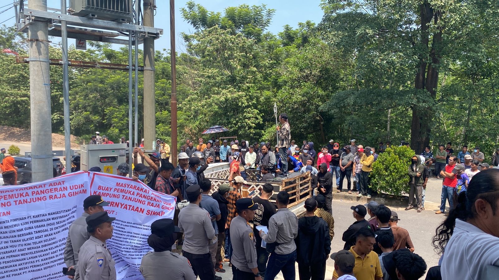 Masyarakat Buay Pemuka Udik dan Bahuga Way Kanan Gugat Lahan Adat Tolak Perpanjangan HGU PT Karisma