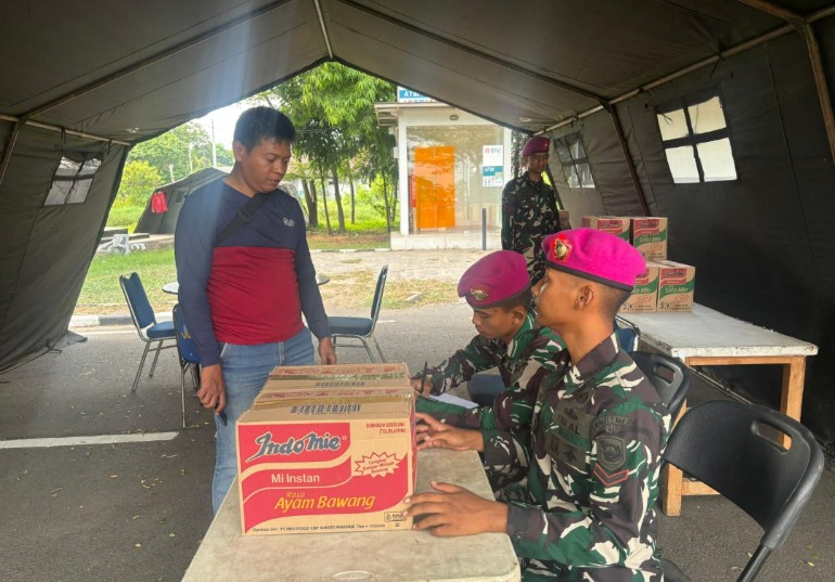 Pasmar 1 Dirikan Posko Bantuan Korban Banjir Pulau Sumatera