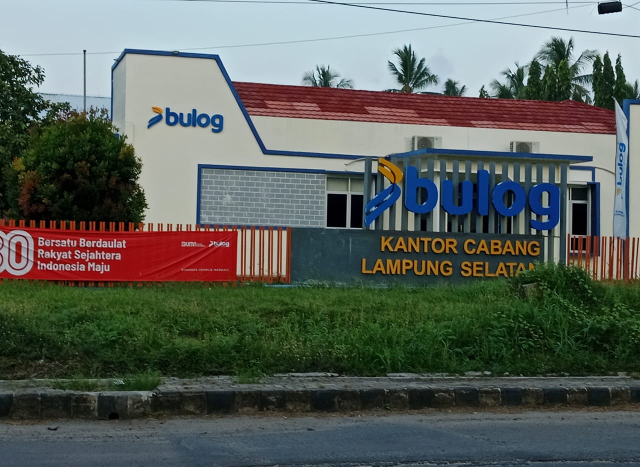 Skandal Korupsi Beras SPHP Bulog Lampung Selatan Kejari Periksa 97 Saksi Ungkap Modus Manipulasi Harga