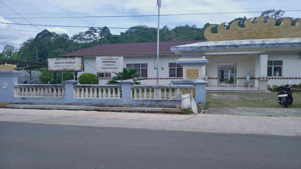 Oknum Pejabat ASN di Cukuh Balak Diduga Menghilang Berbulan-bulan, Kinerja Kantor Tertopang Rekan Kerja