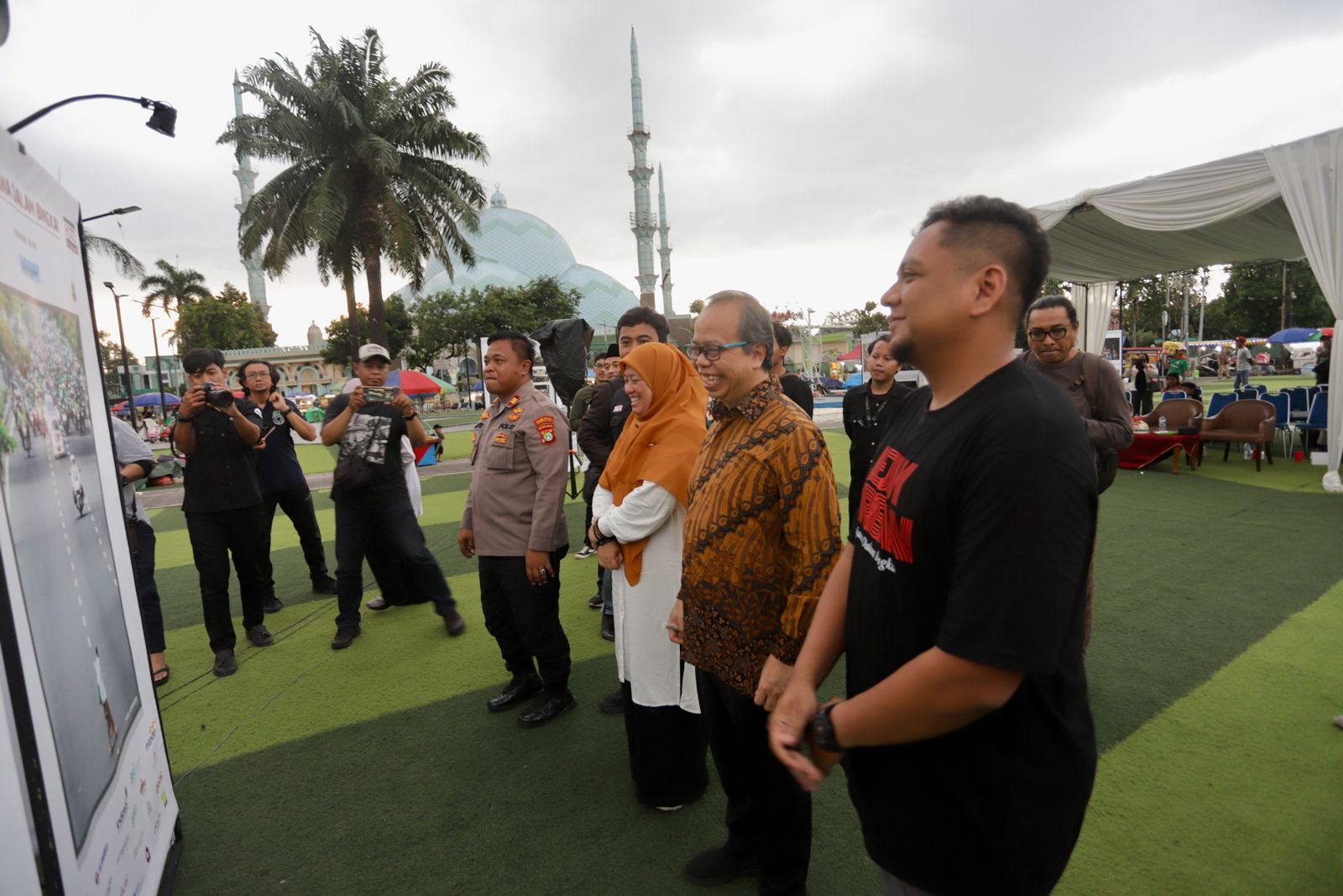 PFI Tangerang Gelar Pameran Foto “Jejak Urban”, Tangkap Dinamika Sosial Banten: 50 Karya Dipamerkan