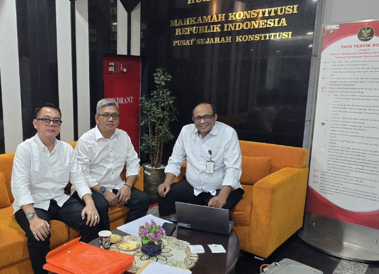 LSM PRO RAKYAT Tempuh Jalur Konstitusi, Uji Undang-Undang ke MK Demi Penegakan Hukum Tanpa Kompromi