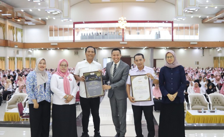 KNPI Lampung Terima Penghargaan Kolaborasi pada Seminar Nasional