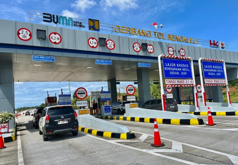 Arus Libur Nataru Padati Tol Trans Sumatera, Trafik Naik 43 Persen