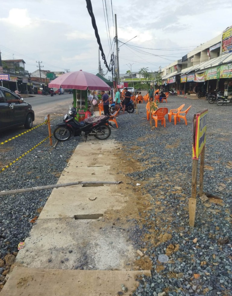 Selisih Anggaran Mencolok, Proyek Drainase Pasar Unit II Tulang Bawang Diduga Mark Up