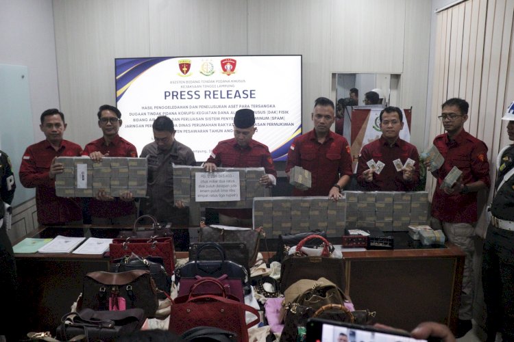 Kasus TPPU Spam Pesawaran Kejati Lampung Sita Rp45 Miliar Aset Eks Bupati Pesawaran Nanda Indira Diperiksa 16 Jam