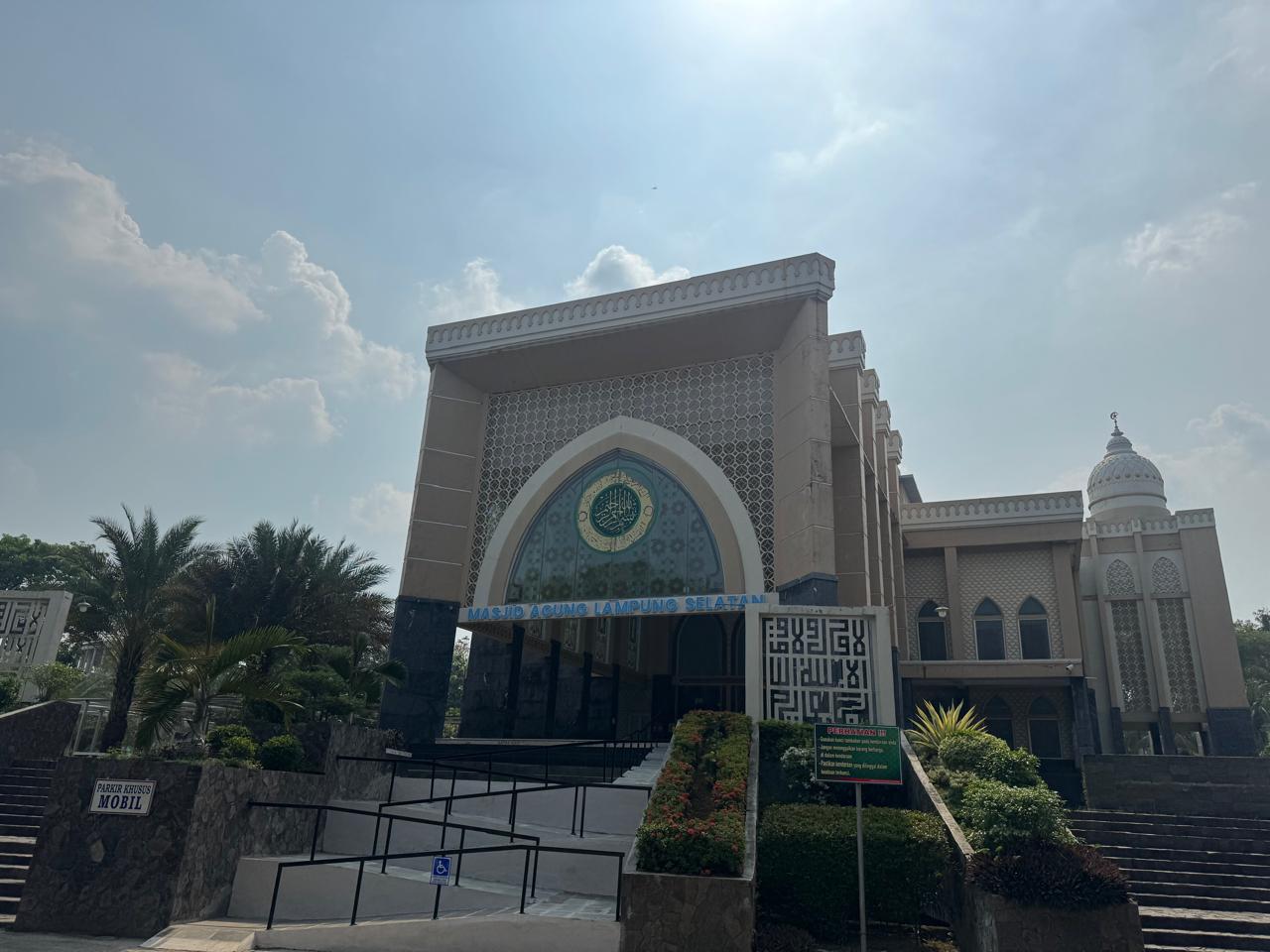 Proyek Rehabilitasi Masjid Agung Kalianda Asal Jadi?