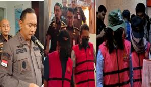 Rugikan Negara Rp200 Miliar Kejari Tanjung Perak Tahan 6 Tersangka Korupsi Pengerukan Pelabuhan Termasuk 3 Direksi Pelindo III