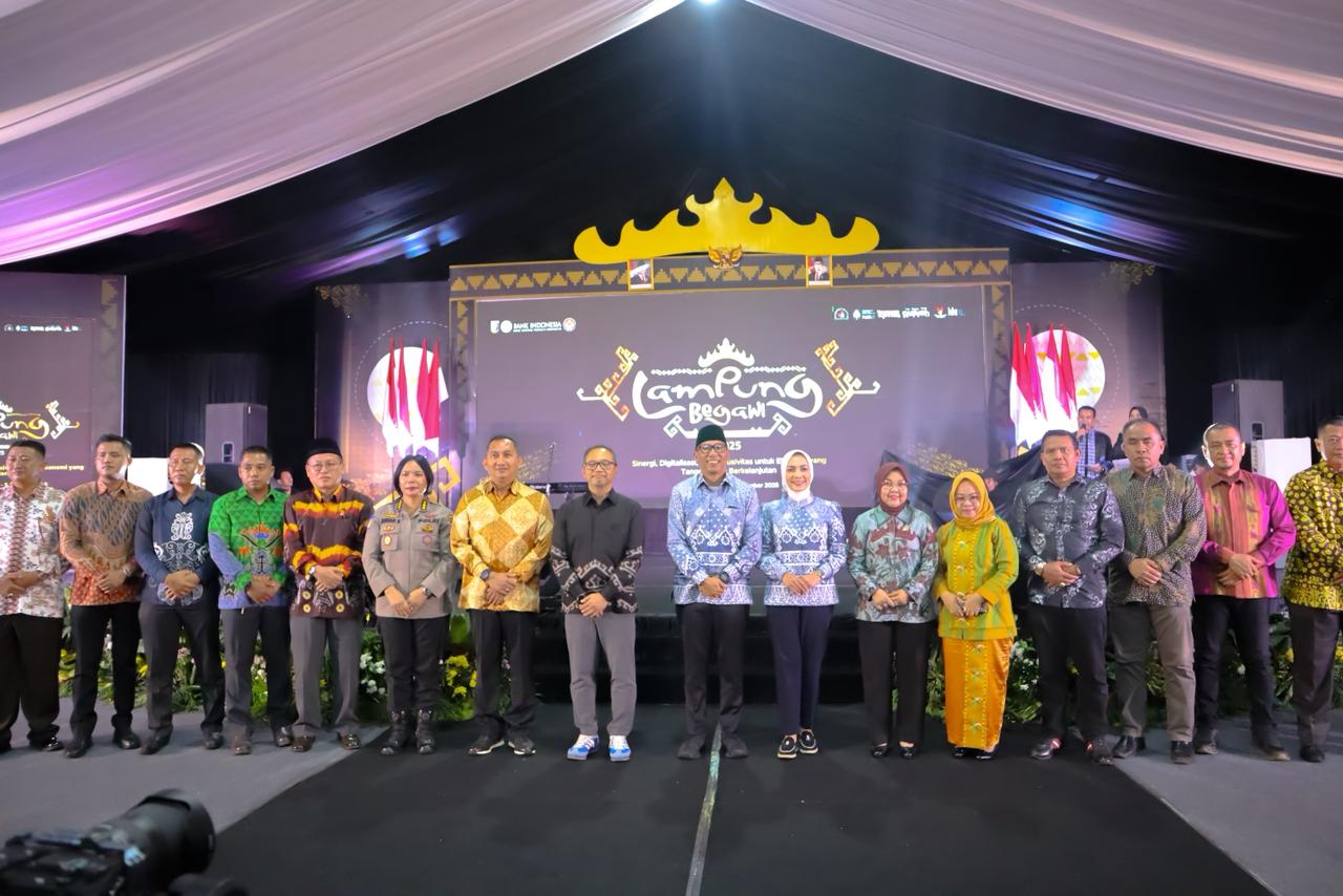 Tutup Lampung Begawi 2025, Gubernur Mirza Tegaskan Komitmen Penguatan Regulasi Dan Kebijakan Yang Berpihak Pada UMKM