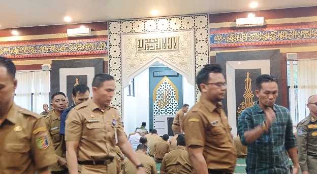 Sejak Mirza Memimpin, Adzan di Kantor Gubernur Tak Lagi Sekadar Penanda Jam Istirahat