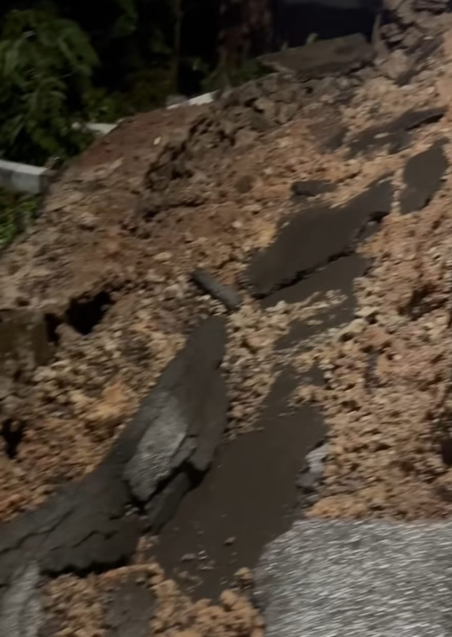 Belum Genap Setahun, Jembatan Cikulur Kota Serang Ambruk, PPTK Membisu