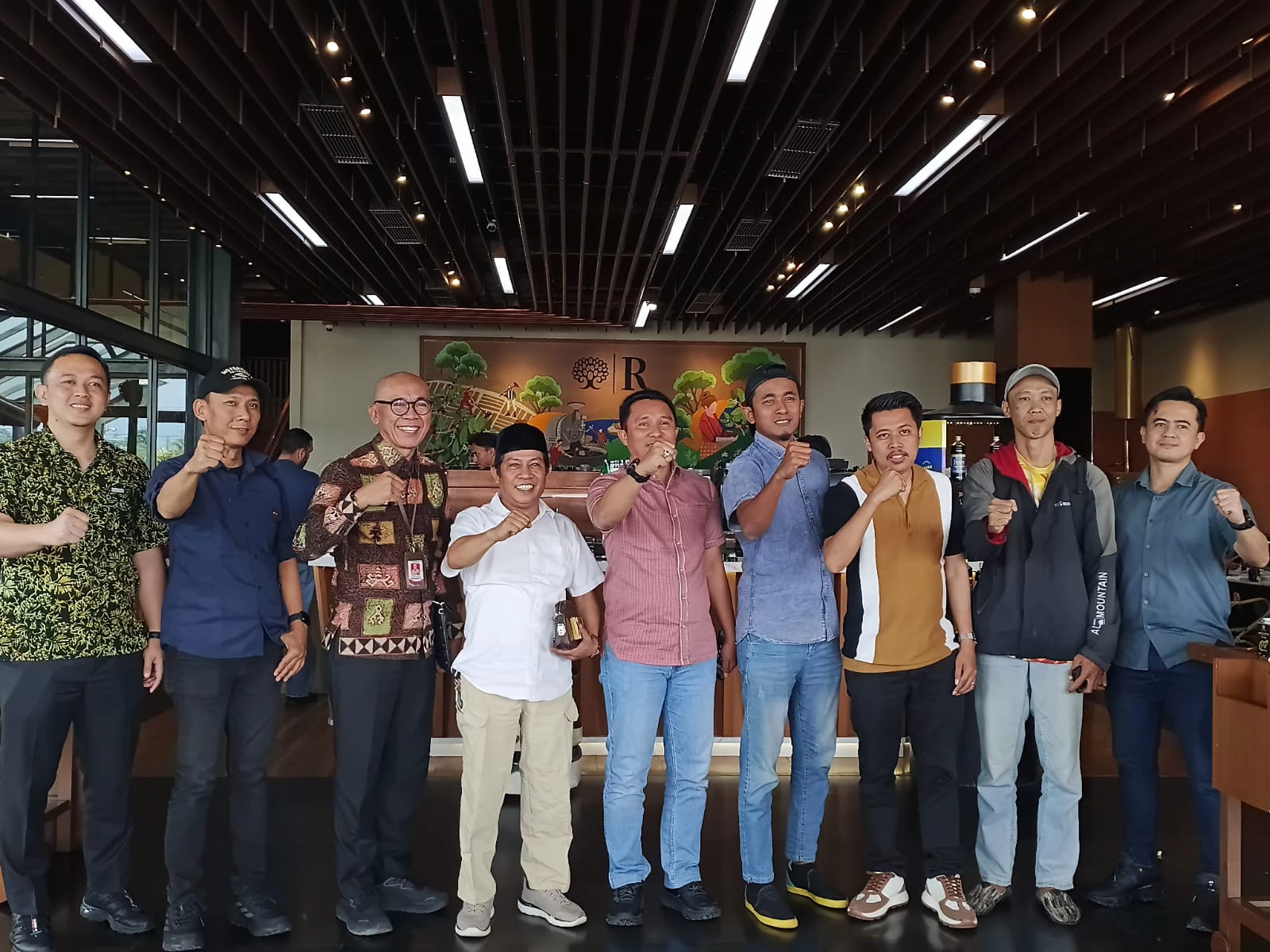 Parosil Mabsus Apresiasi Agenda Penerbitan Koran dan Buku IJP Februari Mendatang